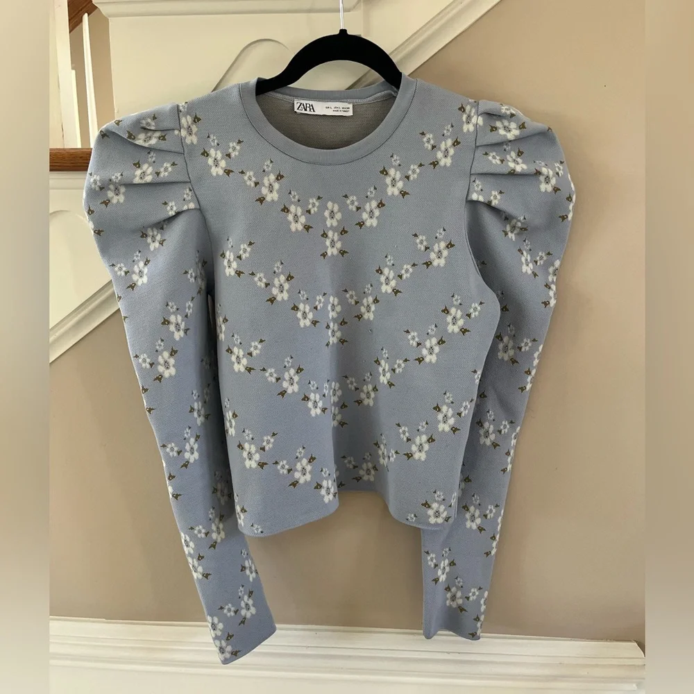 Zara Light Blue Floral Puff Sleeve Blouse
